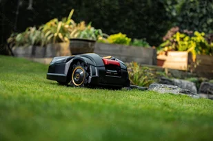 MTD Robot koszący XR5 3000 CUB CADET - Roboty koszące - miniaturka - grafika 9