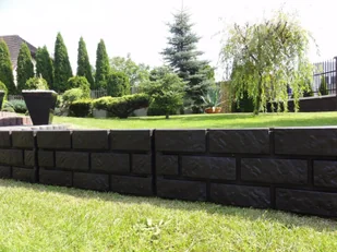 Obrzeże do trawnika, krawężnik, 2,2 m brązowy - Ogrodzenia - miniaturka - grafika 1