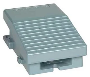 Schneider Łącznik-nożny-XPEM111 XPEM111 - Wyłączniki światła i elektryczne - miniaturka - grafika 1